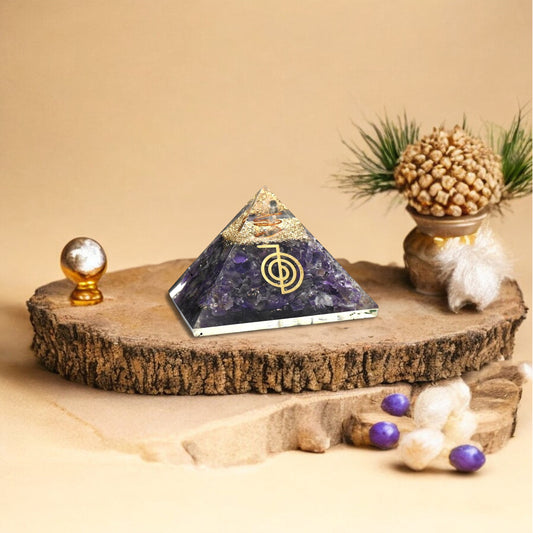 Amethyst Reiki Power Orgone Crystal Pyramid
