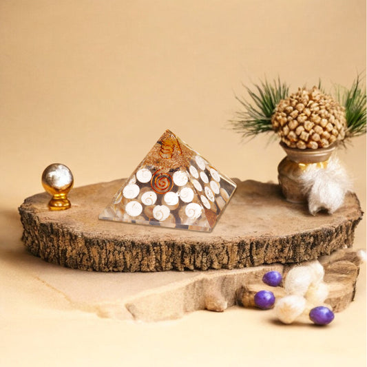 Gomti Chakra Orgone Crystal Pyramid