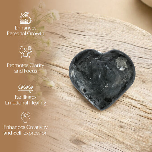 Larvikite Puff Heart