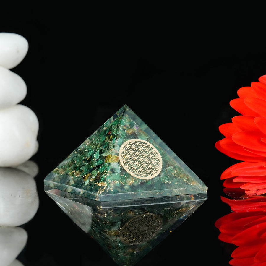 Green Aventurine Orgone Pyramid Flower of Life Sacred Geoemetry Symbol Handmade Natural Stones