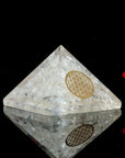 Clear Quartz Gemstone Pyramid Balancing Reiki Crystal Healing Spiritual Enhance