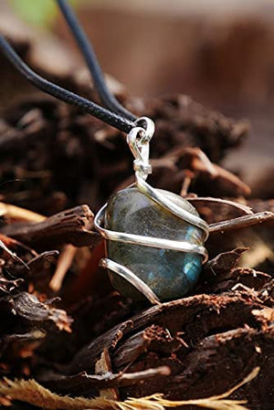 Labradorite Healing Crystal Pendant Gemstones Jewelry for Men & Women