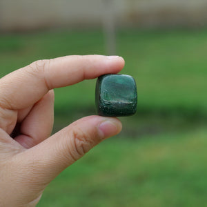Green Aventurine Tumbled Stone ( 1 Lb Pack)