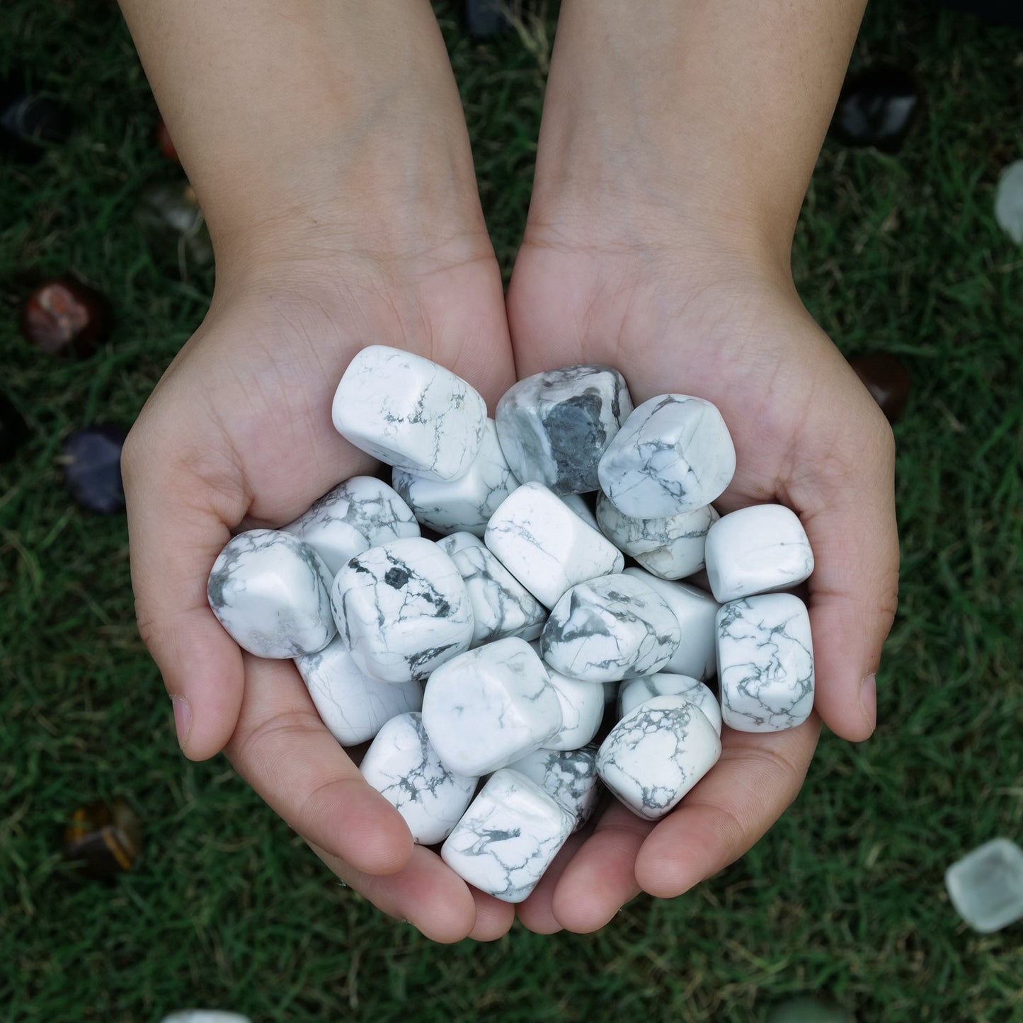 Howlite Tumbled Stone