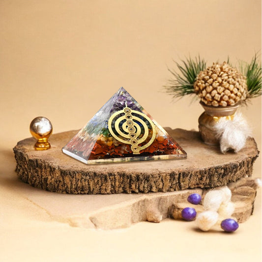 Seven Chakra Reiki Orgone Crystal Pyramid