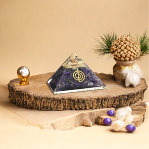 Amethyst Reiki Power Orgone Crystal Pyramid