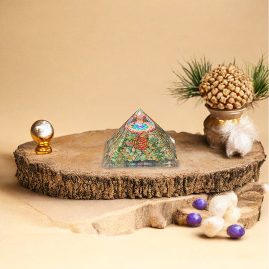 Green aventurine Flower of Life Orgone Crystal Pyramid