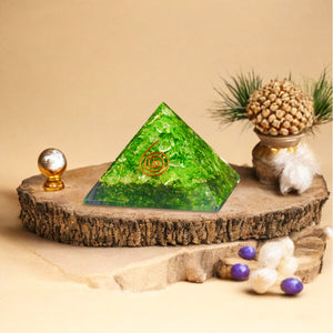 Green Onyx Orgone Healing Crystal Pyramid