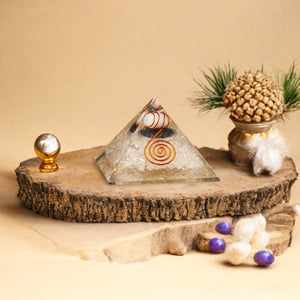 Clear Quartz Copper Coil Orgone Crystal Pyramid