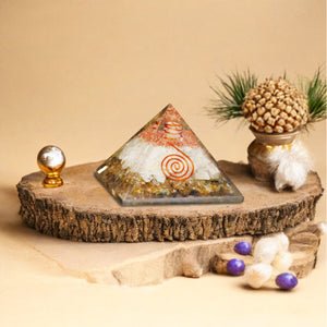 Labradorite and Clear Quartz Orgone Crystal Pyramid