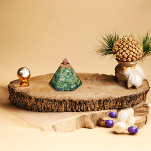 Green Aventurine Orgone Pyramid For Healing
