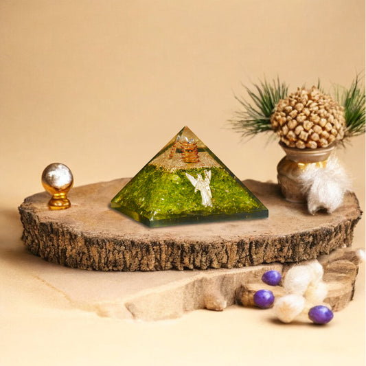 Green Onyx Orgone Pyramid For Confidence