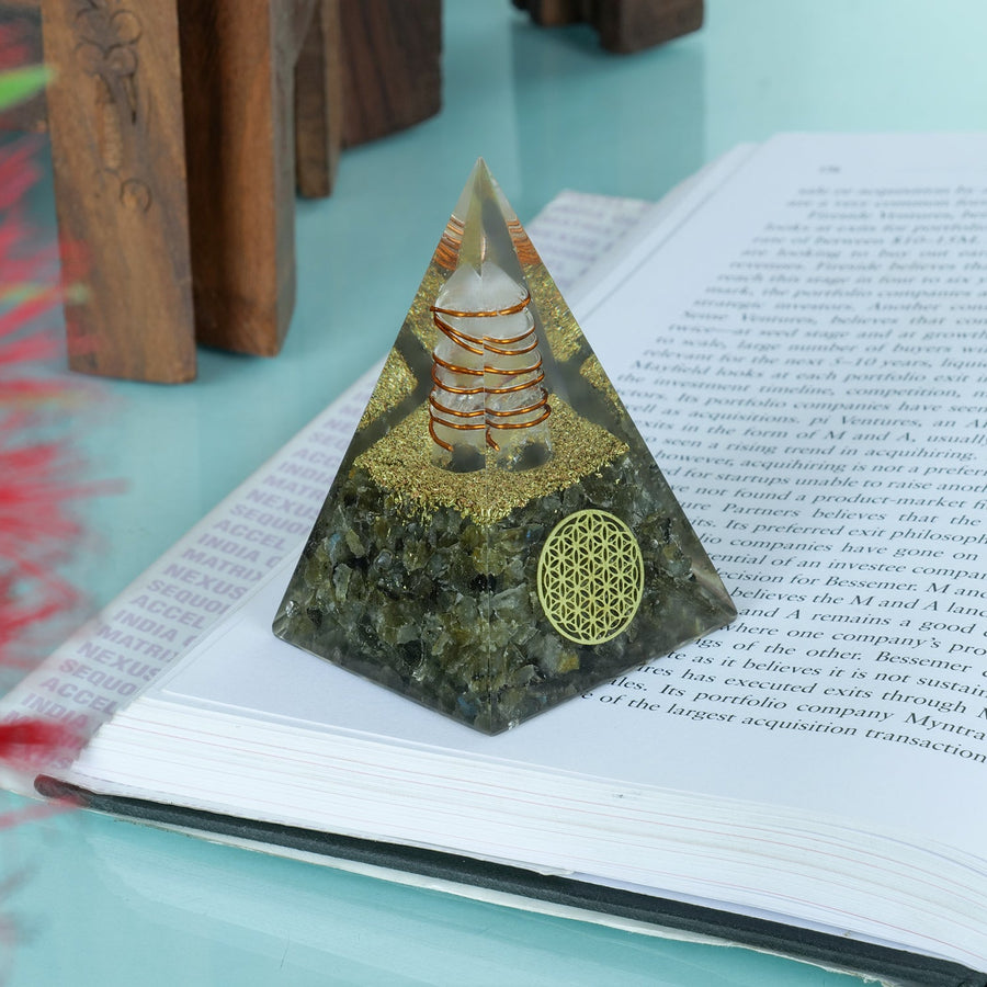 Labrdorite Crystal Pyramid For Meditation With Copper CoilLabrdorite Crystal Pyramid For Meditation With Copper Coil
