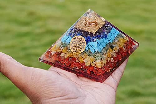 7 Chakra Clearing Orgonite offers Pyramid