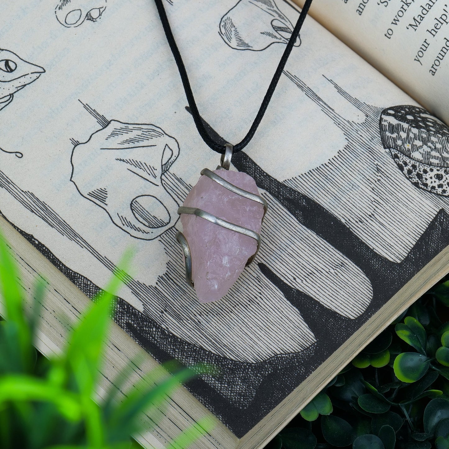 Rose Quartz Pendant Necklace - Rose Quartz Stone - Quartz Pendant Necklace - Size 1-1.5 Inches